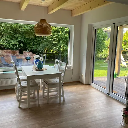 Tatil Evi Zum Sonnenblick Kröpelin